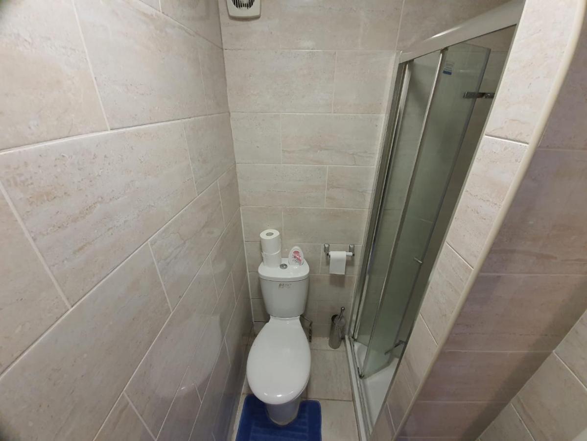 Goodmayes Eastwood Rooms מראה חיצוני תמונה