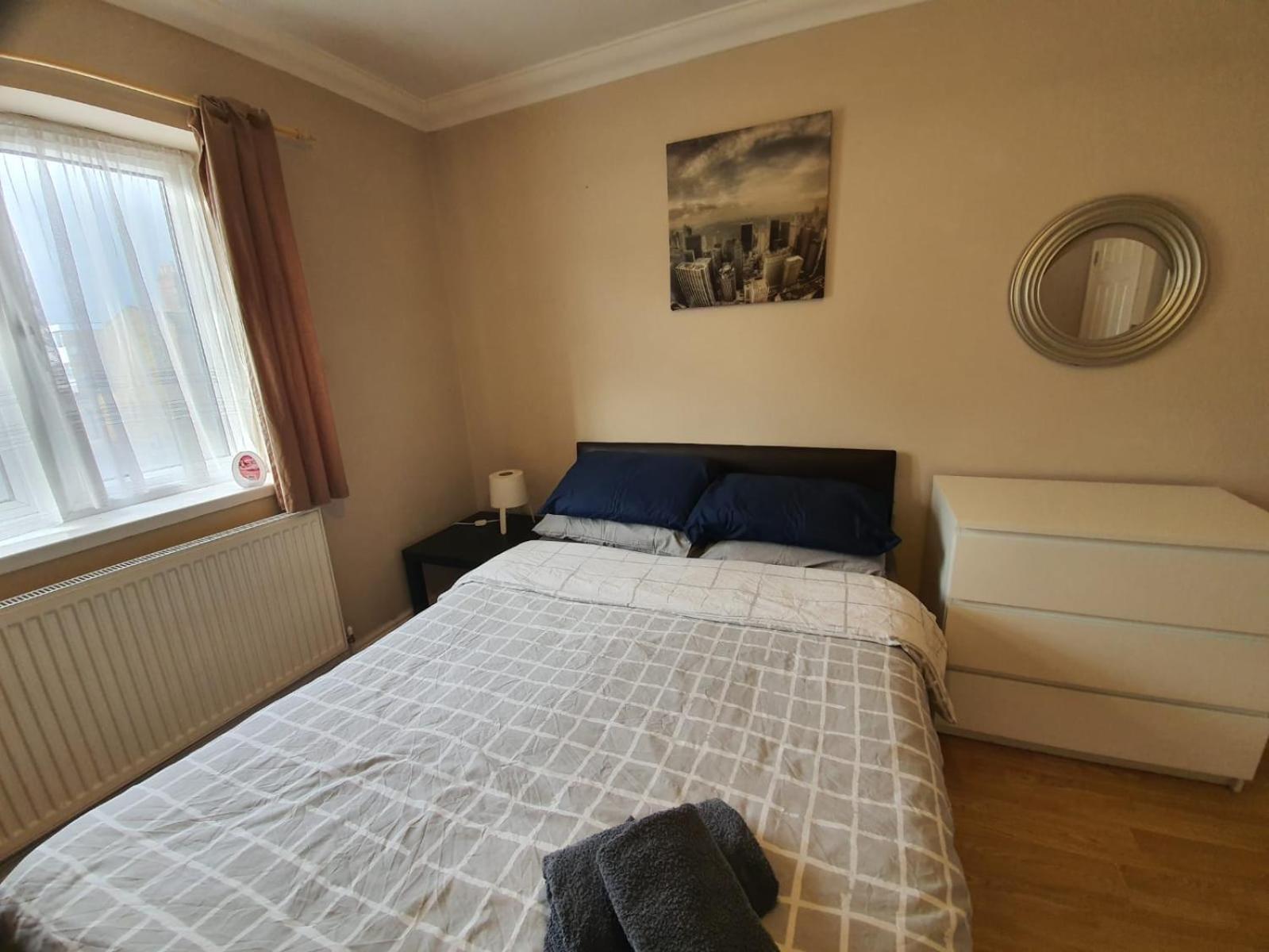 Goodmayes Eastwood Rooms מראה חיצוני תמונה